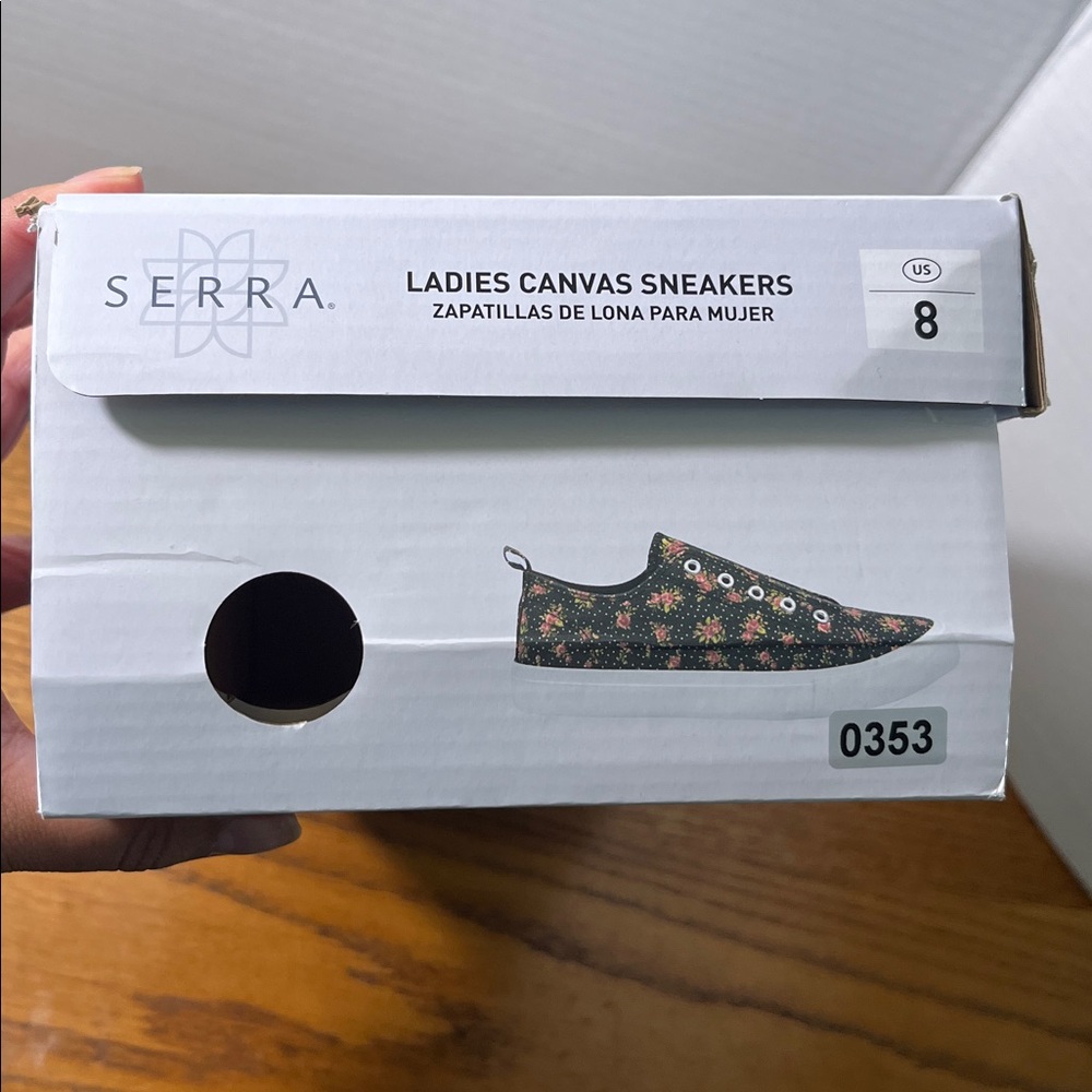 NWT Serra Ladies Canvas Sneakers Black Floral Casual Slip on Shoes Size 8 - Picture 15 of 15